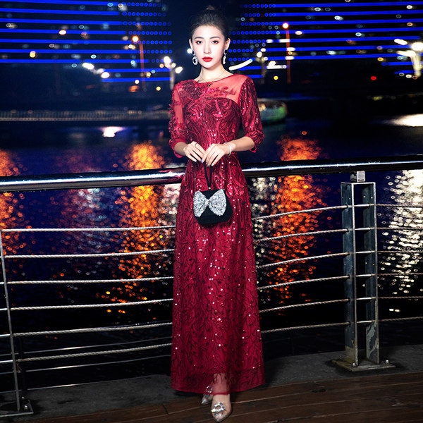 ชุดราตรี ชุดออกงาน ดีไซน์หรู แบรนด์ Angel