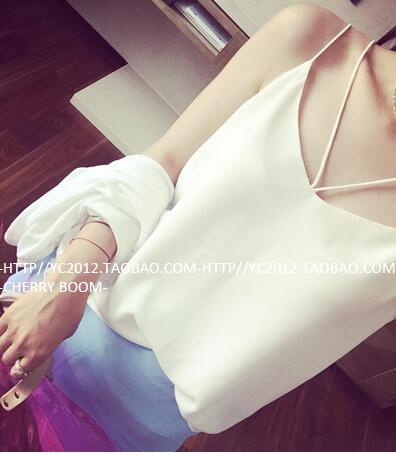 เสื้อสายเดี่ยวสุด sexy แต่งสายโชว์หลัง ผ้าชีฟอง 2 ชั้น