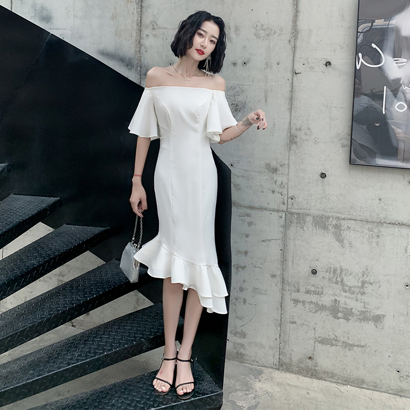 ชุดราตรี ชุดราตรีสวยหรู แบบ ทันสมัย Evening dress