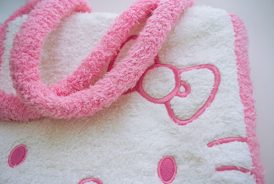 กระเป๋าสะพายคิตตี้ Hello Kitty