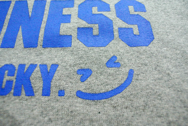 เสื้อยืดครอปแขนกุด Happiness