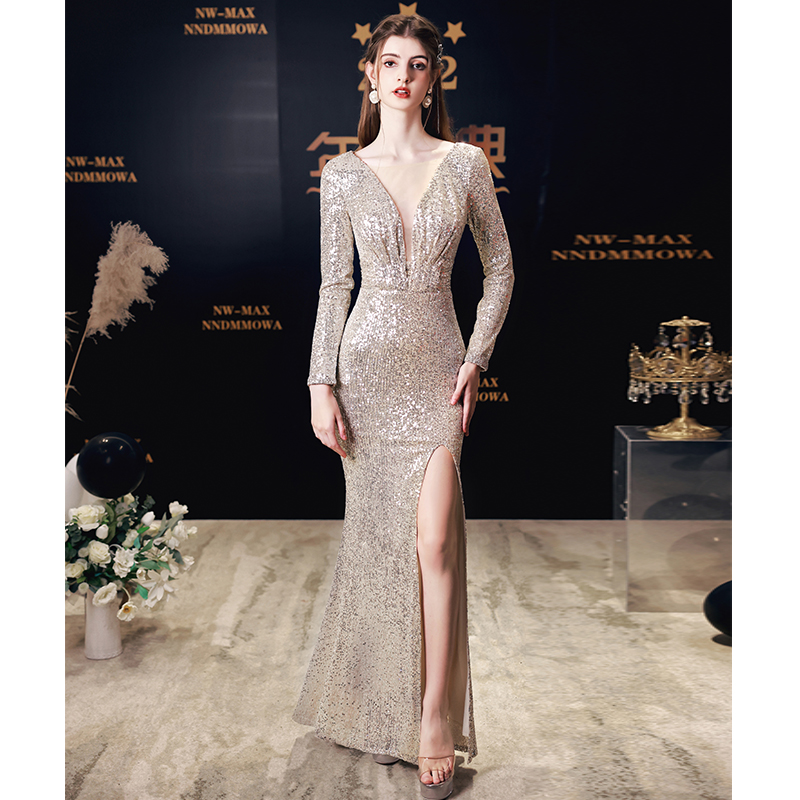 ชุดราตรี ชุดราตรีสวยหรู แบบ ทันสมัย Evening dress
