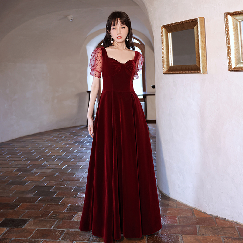 ชุดราตรี ชุดราตรีสวยหรู แบบ ทันสมัย Evening dress