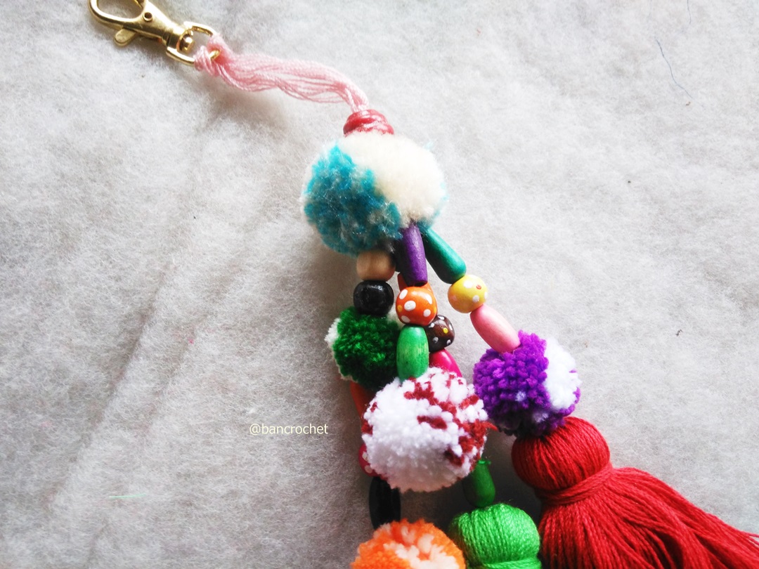 Bancrochet พวงกญแจพู่แขวนกระเป๋า Tassel keychains หลากสี 7 นิ้ว (inch)