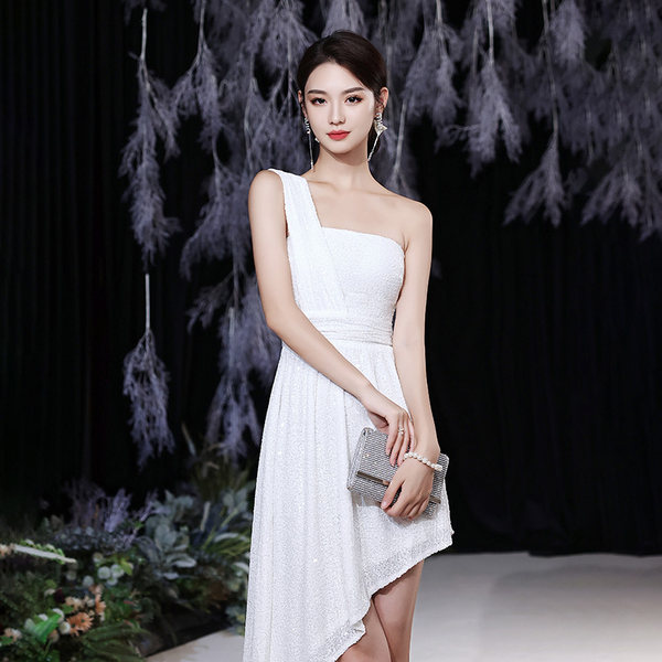 ชุดราตรี ชุดราตรีสวยหรู แบบ ทันสมัย Evening dress