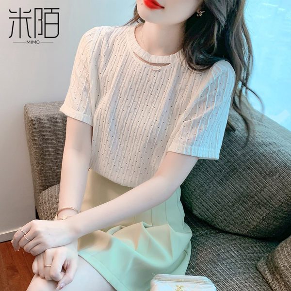เสื้อลูกไม้ แขนสั้น