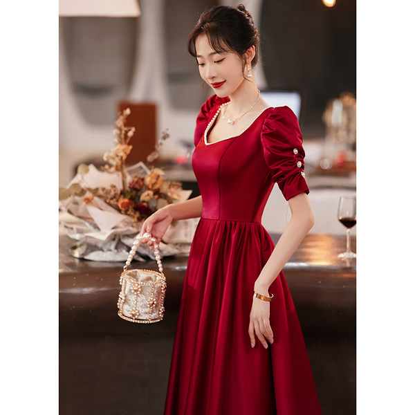ชุดราตรี ชุดราตรีสวยหรู แบบ ทันสมัย Evening dress