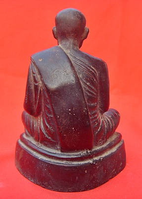 หลวงพ่อศรีทัต วัดพระธาตุสามหมื่น