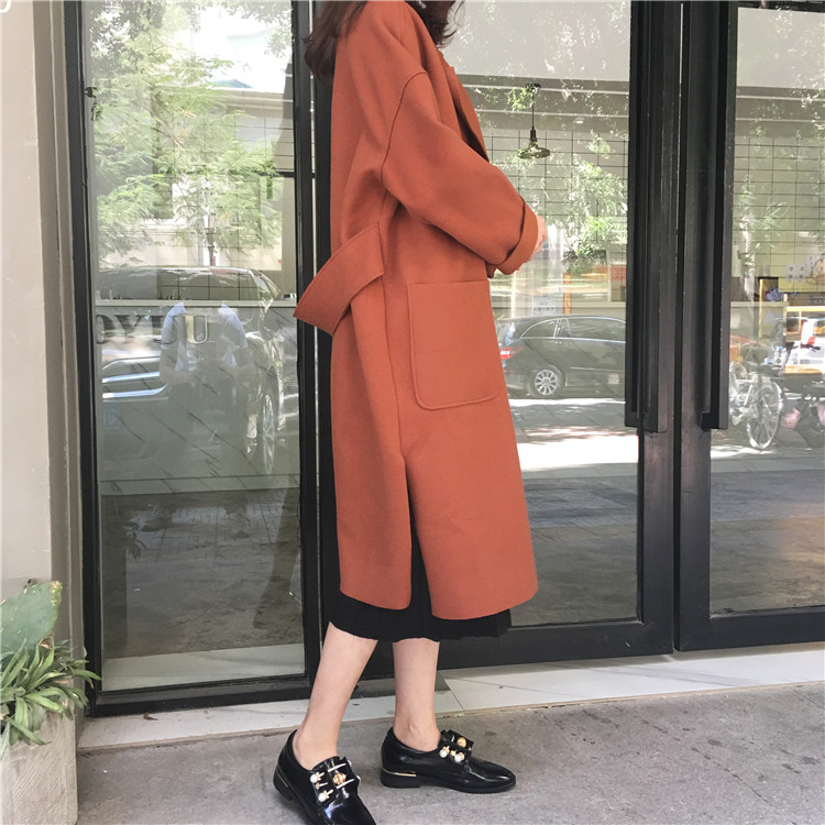 เสื้อโค้ทคลุม สไตล์เกาหลี ผ้าดีทิ้งตัวมีน้ำหนัก กันลมได้ดี เหมาะใส่ไปอากาศไม่หนาวมาก ใส่แล้วเกาหลีสุดๆไปเลย same pic