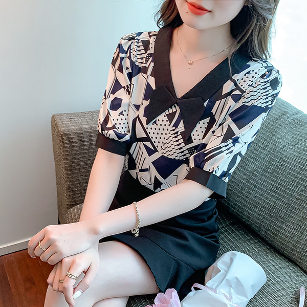เสื้อเชิ้ตแขนยาววัยรุ่น ลายสวยๆ แบรนด์ YIL AN