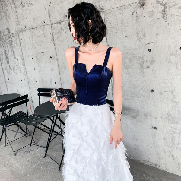 ชุดราตรี ชุดราตรีสวยหรู แบบ ทันสมัย Evening dress