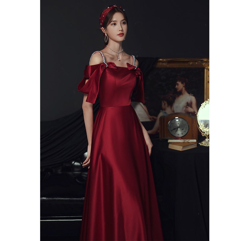ชุดราตรี ชุดราตรีสวยหรู แบบ ทันสมัย Evening dress