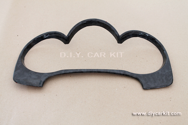 ครอบเรือนไมล์ลายไม้ดำ Vigo Champ