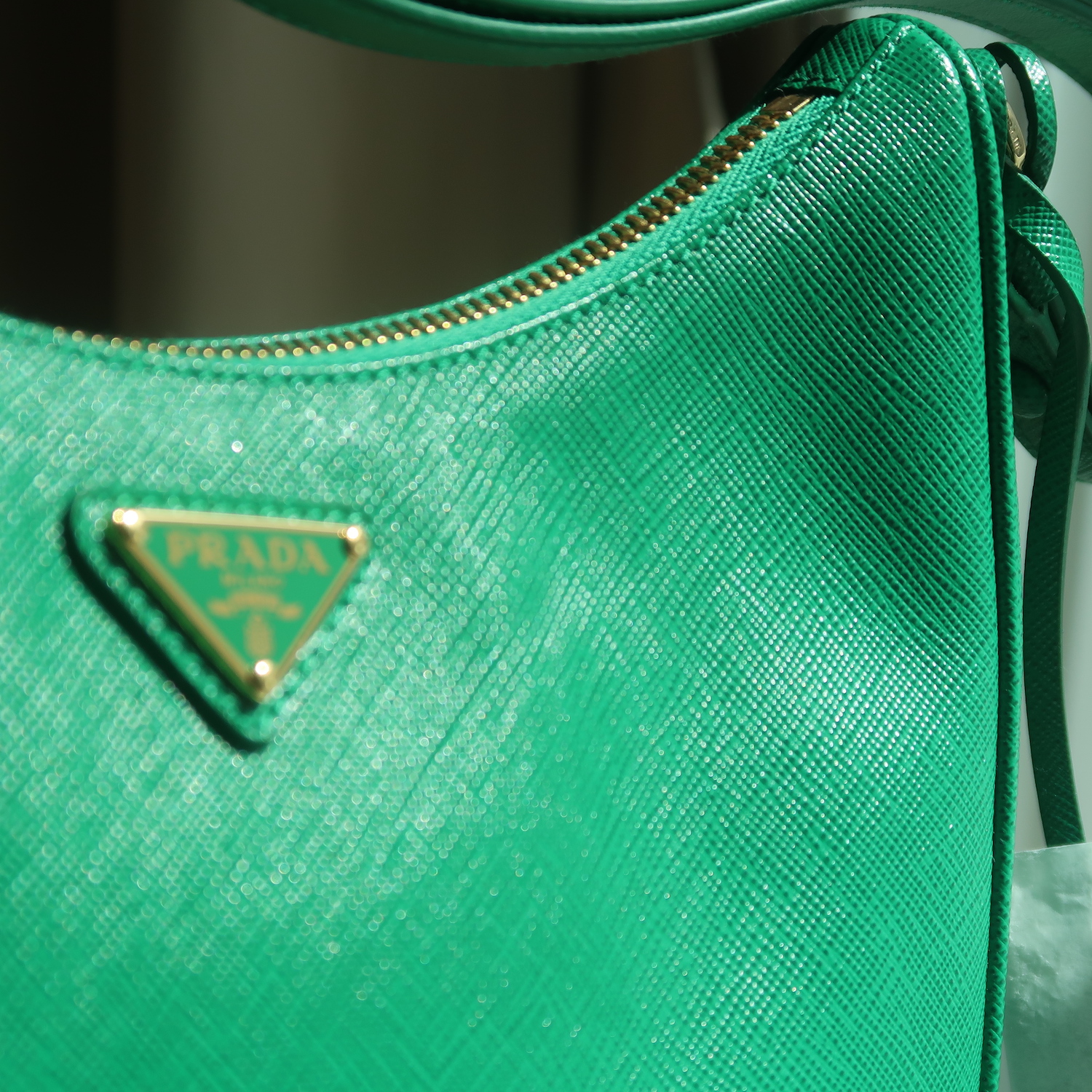 Prada Mango Green Saffiano Re-Edition Mini Hobo 1BC204 (2022)