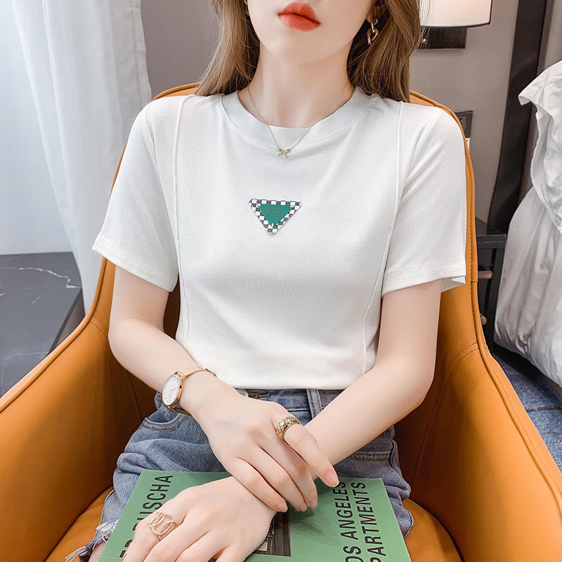 เสื้อยืดวัยรุ่นน่ารักๆ เสื้อวัยรุ่นแขนสั้น เสื้อผ้าวัยรุ่นเกาหลี แบรนด์ Wiyike