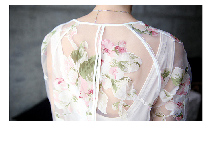 เสื้อคลุม ผ้าแก้ว พร้อมส่ง ลายดอกไม้หวานๆ แบบเก๋ไก๋ไม่เหมือนใคร