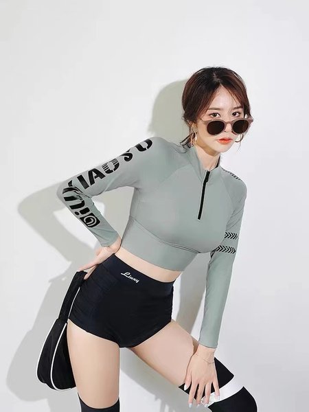 ชุดว่ายน้ำผู้หญิง ชุดว่ายน้ำน่ารัก Bikini ชุดไปทะเล