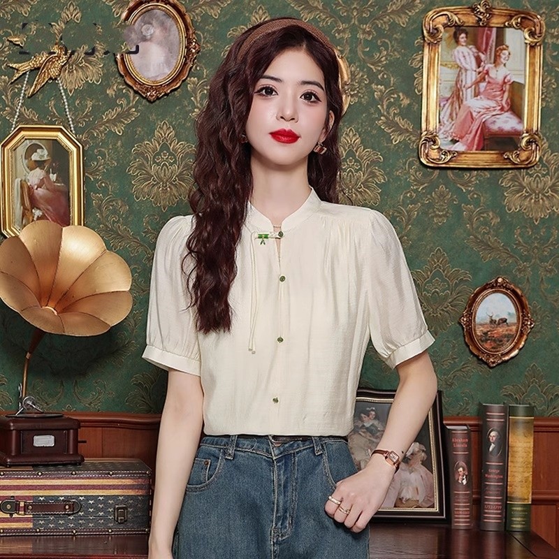 เสื้อเชิ้ตผู้หญิงใส่ทํางาน 390 บาทต่อชิ้น ฟรีค่าจัดส่ง