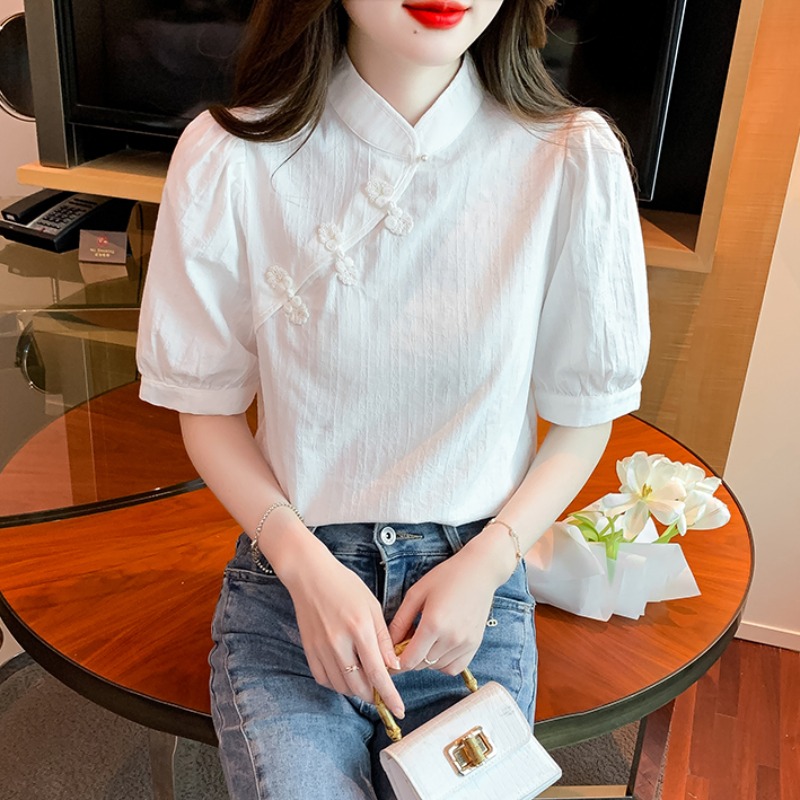 เสื้อเชิ้ตผู้หญิงใส่ทํางาน 390 บาทต่อชิ้น ฟรีค่าจัดส่ง