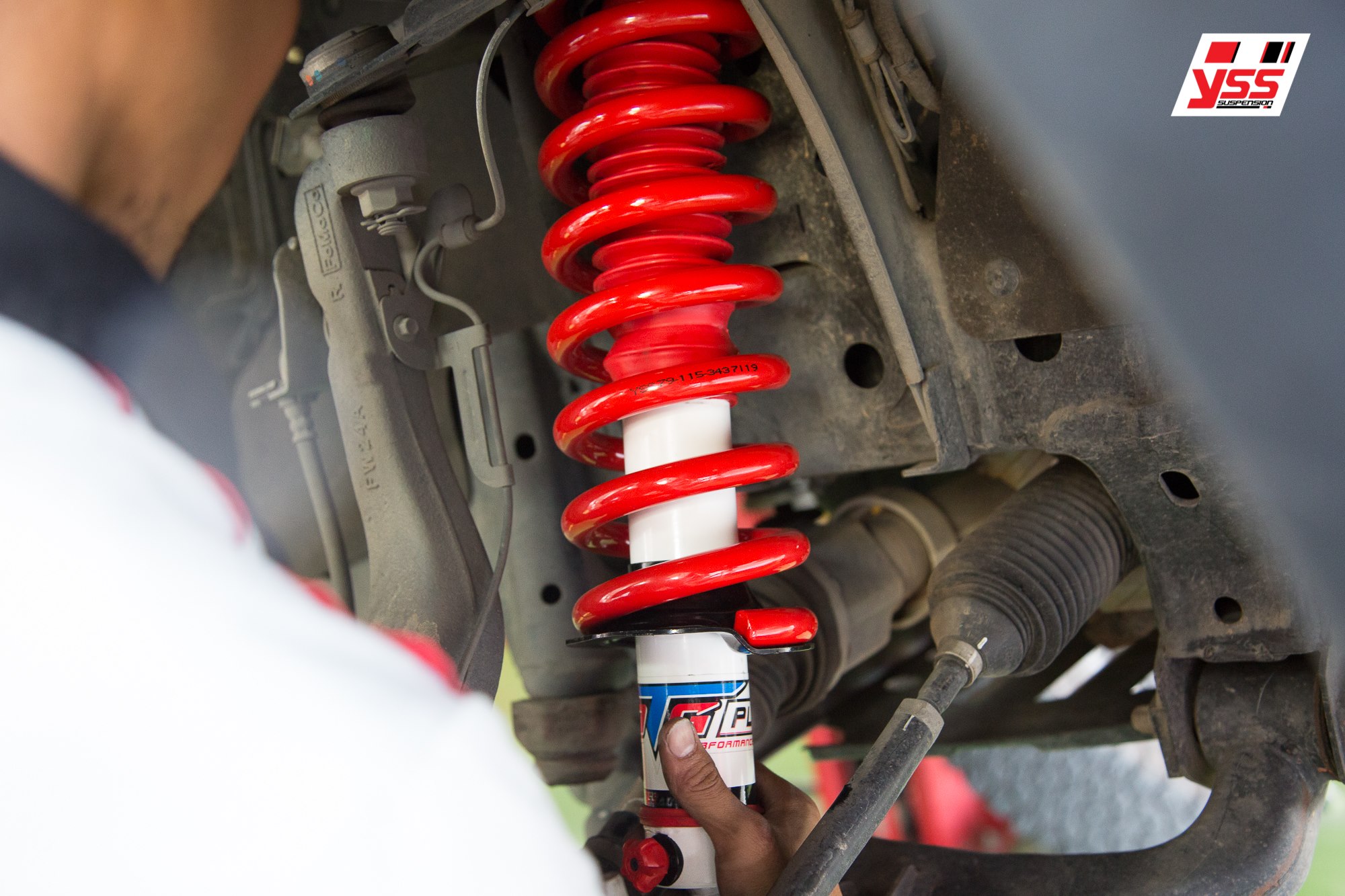 โช้คอัพ สปริง YSS รุ่น DTG Plus รถ Ford All New Ranger ปี 12-17 3.2/2.2