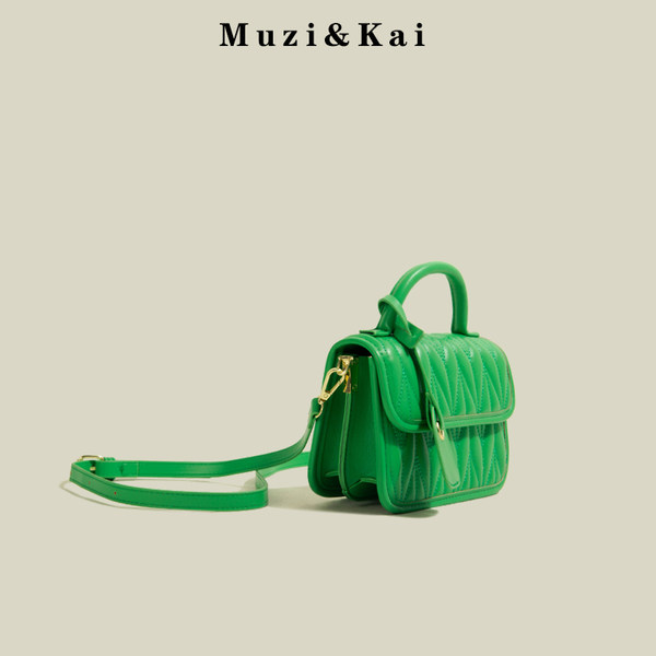 กระเป๋าสะพายข้างผู้หญิง กระเป๋าสะพายสไตล์เกาหลี By Muzi&Kai