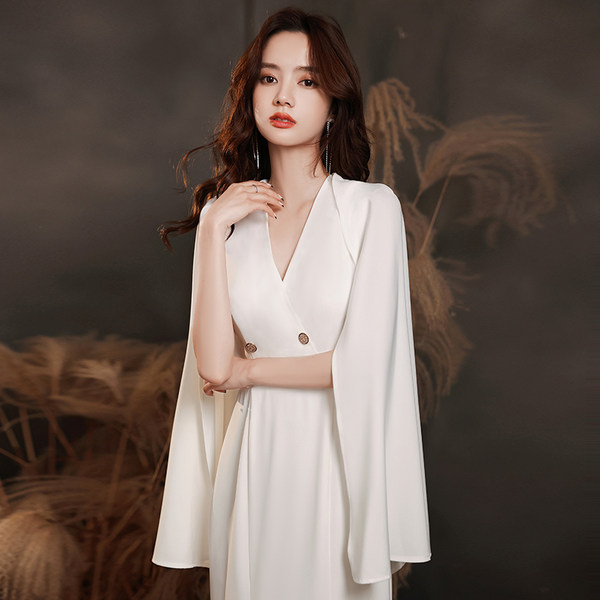 ชุดราตรี ชุดราตรีสวยหรู แบบ ทันสมัย Evening dress