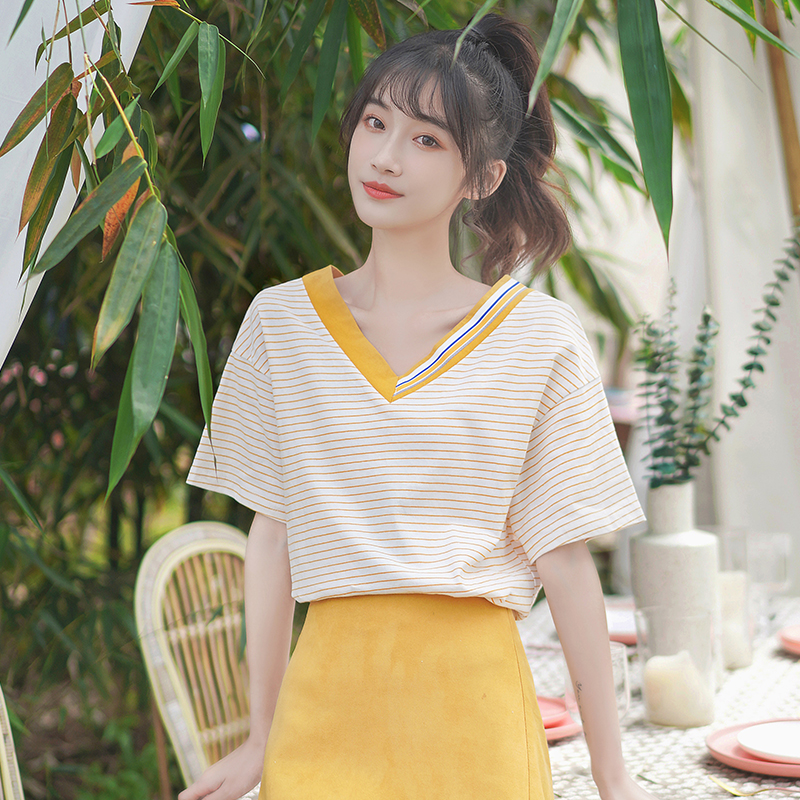 เสื้อผ้าวัยรุ่นเกาหลี เสื้อยืดวัยรุ่นผู้หญิง มีขนาด S M L XL