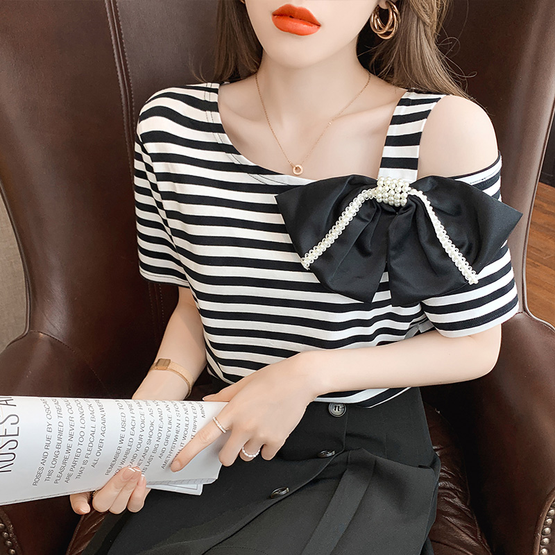 เสื้อเชิ้ตแขนยาววัยรุ่น ลายสวยๆ แบรนด์ YIL AN