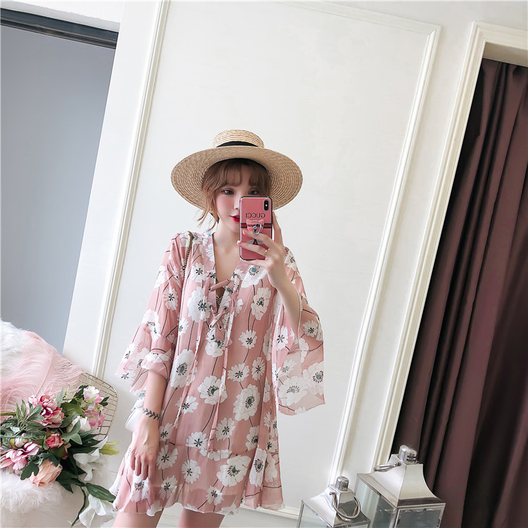 Dress4434 เดรสชีฟองลายดอกไม้สีชมพู อกผูกเชือกเก๋ๆ แขนระบาย ชายระบาย มีซับในอย่างดี งานสวยใส่ง่ายน่ารักมาก