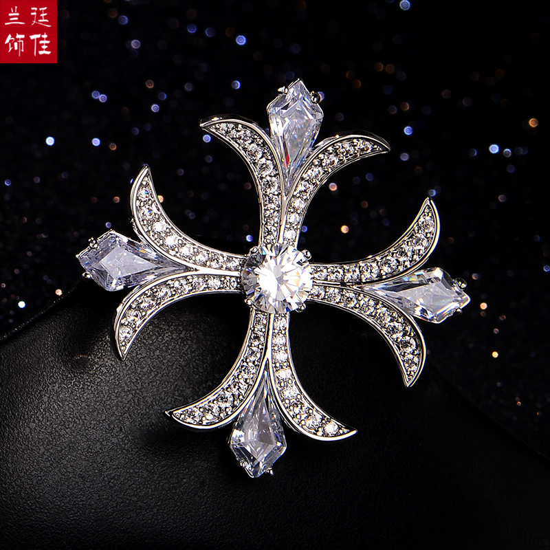 เข็มกลัด เข็มกลัดสวยๆ เข็มกลัดติดเสื้อ Brooch