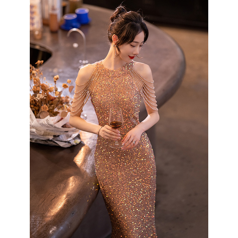 ชุดราตรี ชุดราตรีสวยหรู แบบ ทันสมัย Evening dress