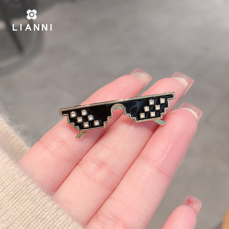 เข็มกลัด เข็มกลัดสวยๆ เข็มกลัดติดเสื้อ Brooch