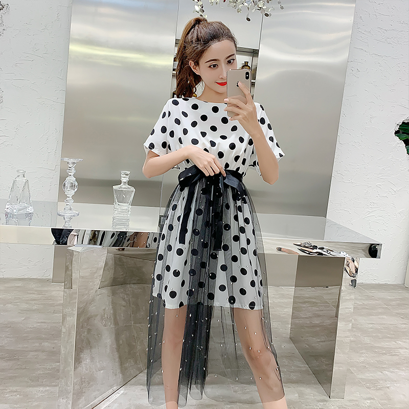 Dress4683 ชุด 2 ชิ้น เดรสแขนสั้นลายวงกลมพื้นสีขาวผ้าชีฟองเนื้อหนาเอวยางยืด+กระโปรงยาวป้ายผูกเอวผ้ามุ้งแต่งหมุด งานเซ็ทสองชิ้นแมทช์ได้ลงตัว งานดีดีเทลดีงาม แยกใส่กับตัวอื่นก็สวยคุ้มไปอีก