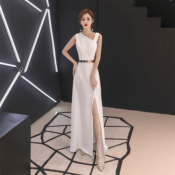 ชุดราตรี ชุดออกงาน ดีไซน์หรู แบรนด์ Angel