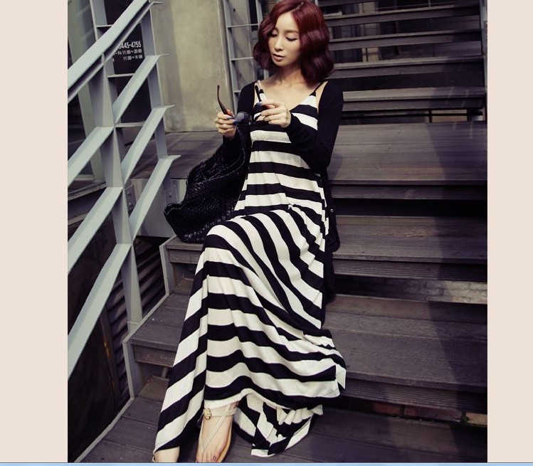 เสื้อคลุมตัวยาว ทรงสวย พร้อมส่ง สีดำ ผ้าดีค่ะ ดำ