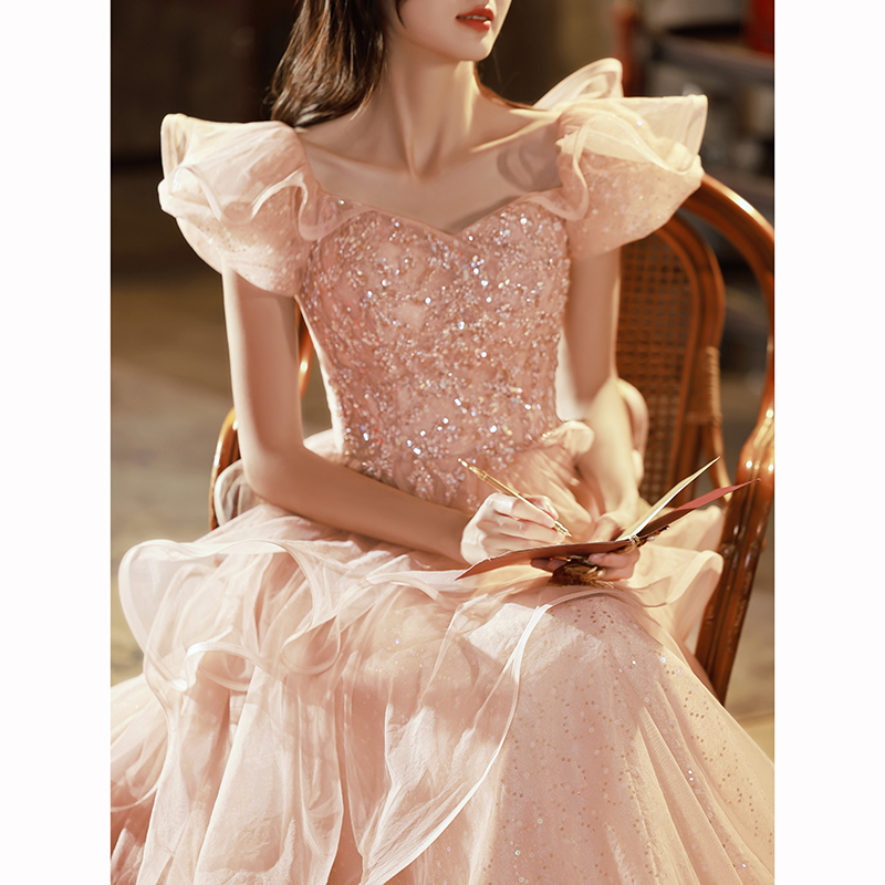 ชุดราตรี ชุดราตรีสวยหรู แบบ ทันสมัย Evening dress