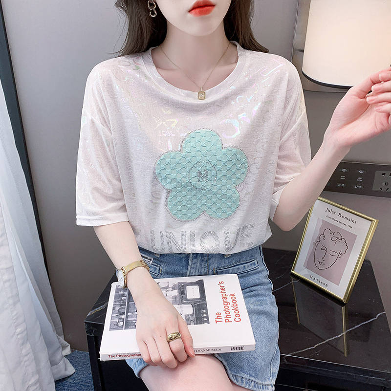 เสื้อยืดวัยรุ่นน่ารักๆ เสื้อวัยรุ่นแขนสั้น เสื้อผ้าวัยรุ่นเกาหลี แบรนด์ Wiyike