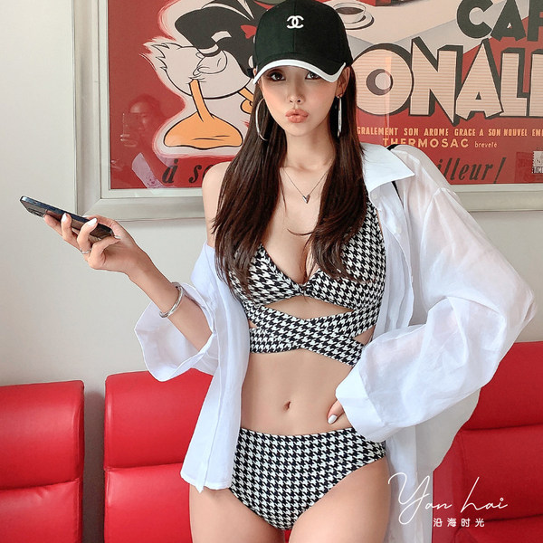 ชุดว่ายน้ำผู้หญิง ชุดว่ายน้ำน่ารัก Bikini ชุดไปทะเล