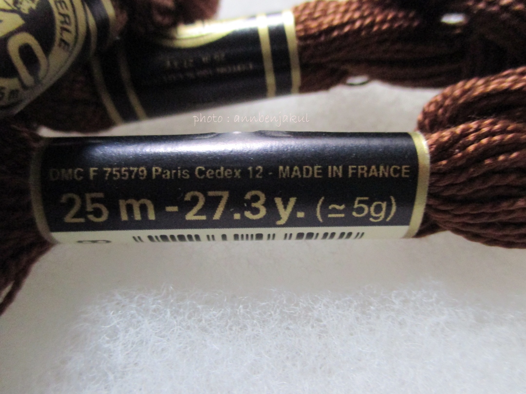 ที่หุ้มหูกระเป๋า ด้าย DMC สีน้ำตาลเข้ม 898