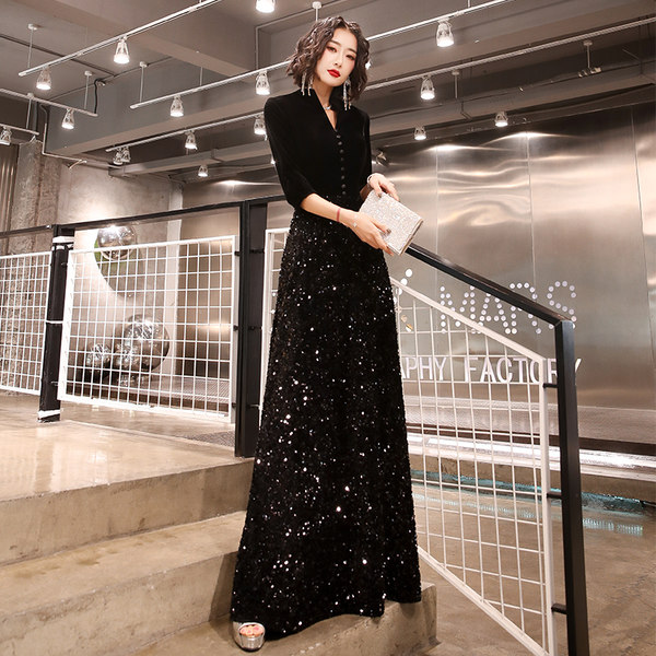 ชุดราตรี ชุดออกงาน ดีไซน์หรู แบรนด์ Angel