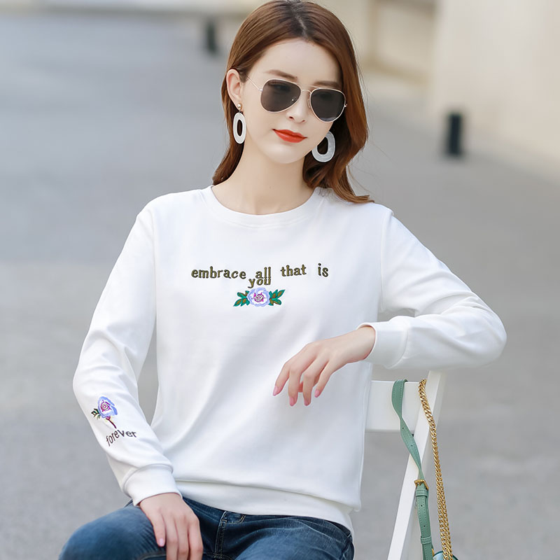 เสื้อยืดวัยรุ่น เสื้อยืดผู้หญิง