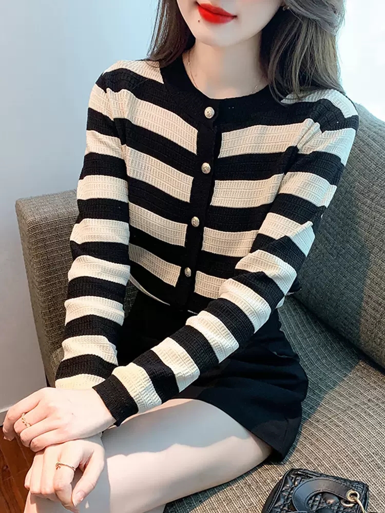 เสื้อลูกไม้ เสื้อเชิ้ตแขนยาว