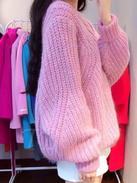 Sweater เสื้อไหมพรมถัก มีประกายวิ้งๆ ในตัว สีชมพู ใส่ตัวเดี๋ยวได้เลยเก๋ๆ ยืดได้เยอะ น่ารักมากจ้าา ชมพู