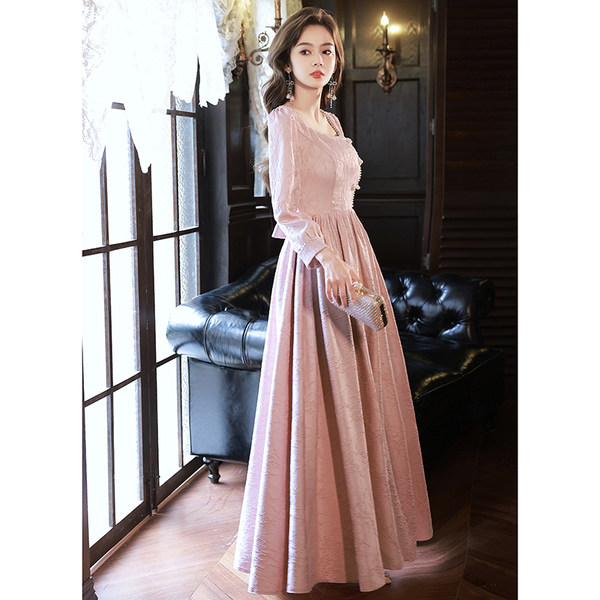 ชุดราตรี ชุดราตรีสวยหรู แบบ ทันสมัย Evening dress