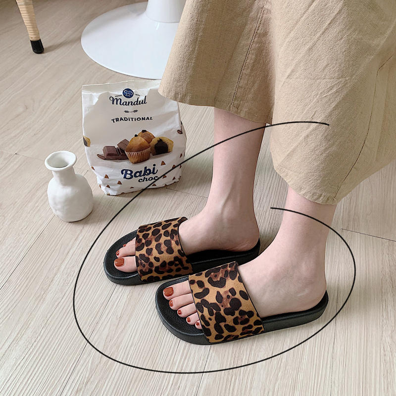 รองเท้าแตะผู้หญิง ใส่ในบ้าน By.Thin strips