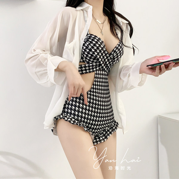 ชุดว่ายน้ำผู้หญิง ชุดว่ายน้ำน่ารัก Bikini ชุดไปทะเล