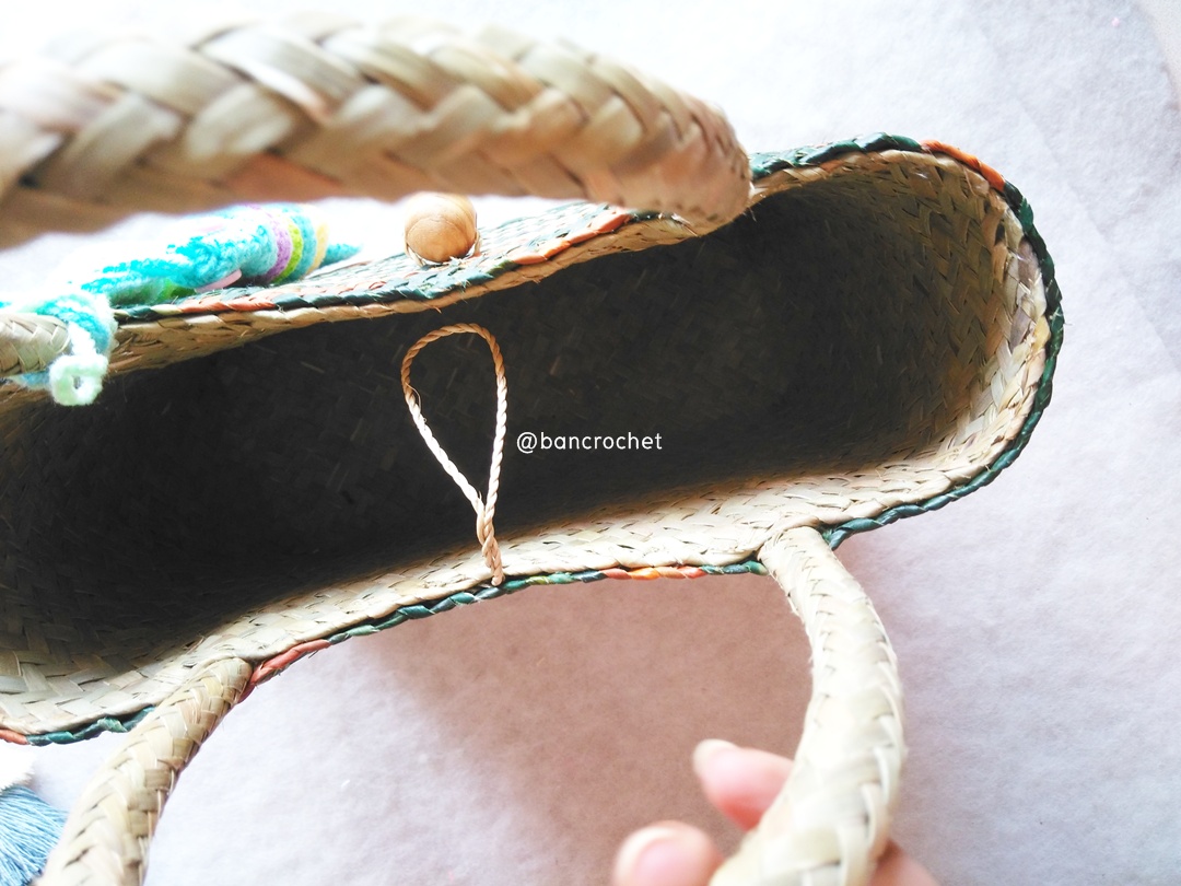 bancrochet กระเป๋ากระจูดสาน ลายเขียว แถมที่แขวนกระเป๋า ขนาด 11*10*4*16 นิ้ว basket weave bags ลายเขียวสลับ 11*10*4*16 นิ้ว