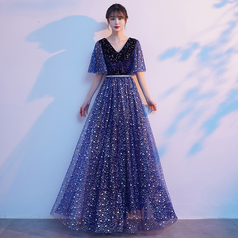 ชุดราตรี ชุดราตรีสวยหรู แบบ ทันสมัย Evening dress