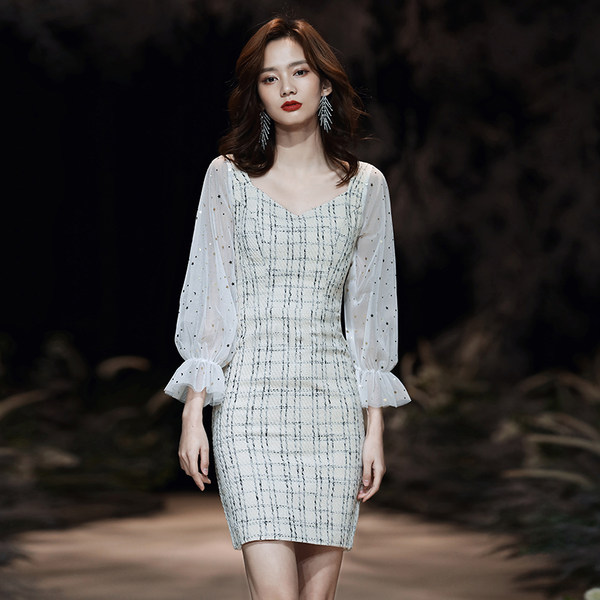 ชุดราตรี ชุดราตรีสวยหรู แบบ ทันสมัย Evening dress
