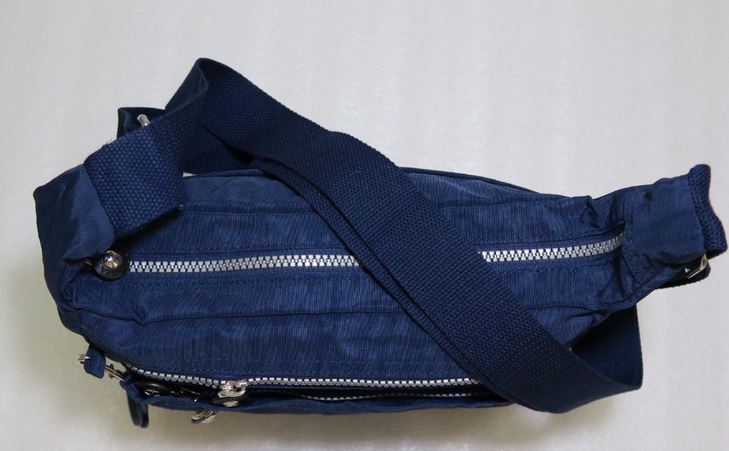 กระเป๋าสะพายข้างผู้หญิง ขนาดกลาง มีช่องซิป แยกหลายช่อง กระเป๋าผู้หญิง สไตล์ วัยรุ่นแนว sport ผ้าไนลอน สีหวาน ฟ้า ชมพู สวยเท่ 544662